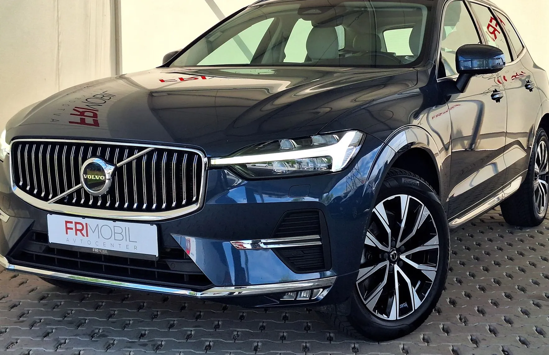 Zunanja slika - Volvo XC60 - B4D AWD Bright •MEMORY•FULL LED•KAMERA• - 1