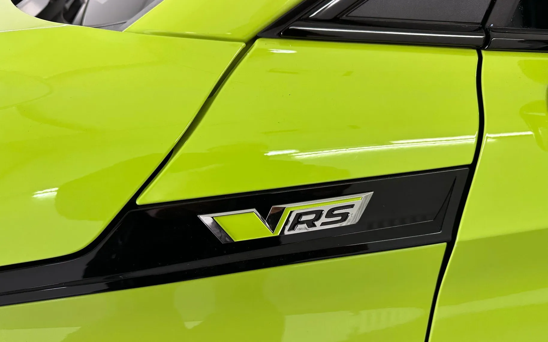 Zunanja slika - Škoda Enyaq - RS 220 KW.KAMERA.ACC.4X4.NAVI.LED.KLJUKA.45.000 KM - 4