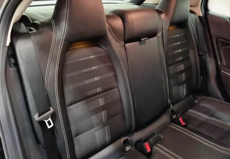 Zunanja slika - Mercedes-Benz GLA-Razred - GLA 180 Avt.KAMERA.USNJE.LED.NAVI. - 11