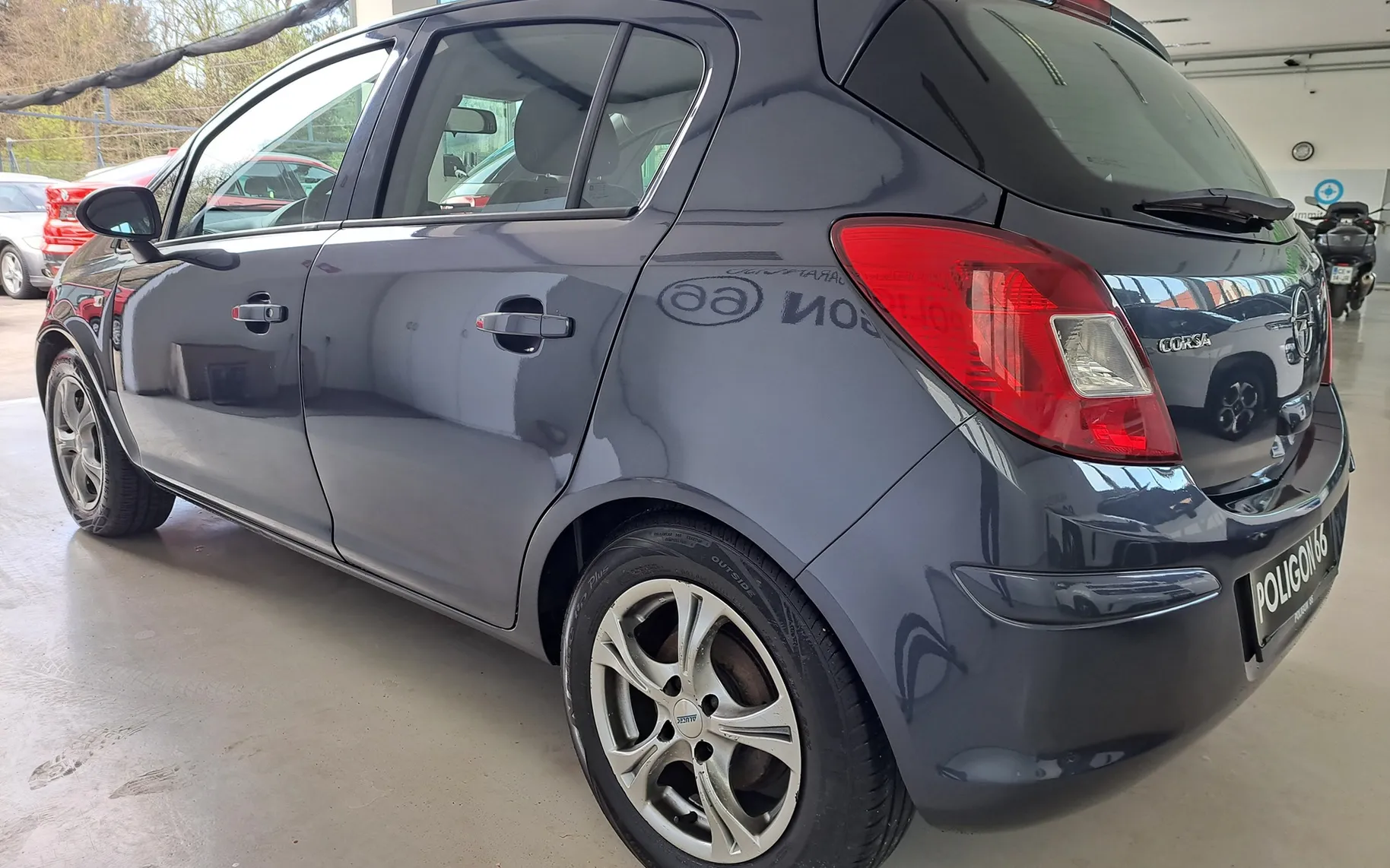 Zunanja slika - Opel Corsa - 1.2-SLOV.POREKLO-1 LETO GARANCIJE-KOT NOVA-5 VRAT - 2