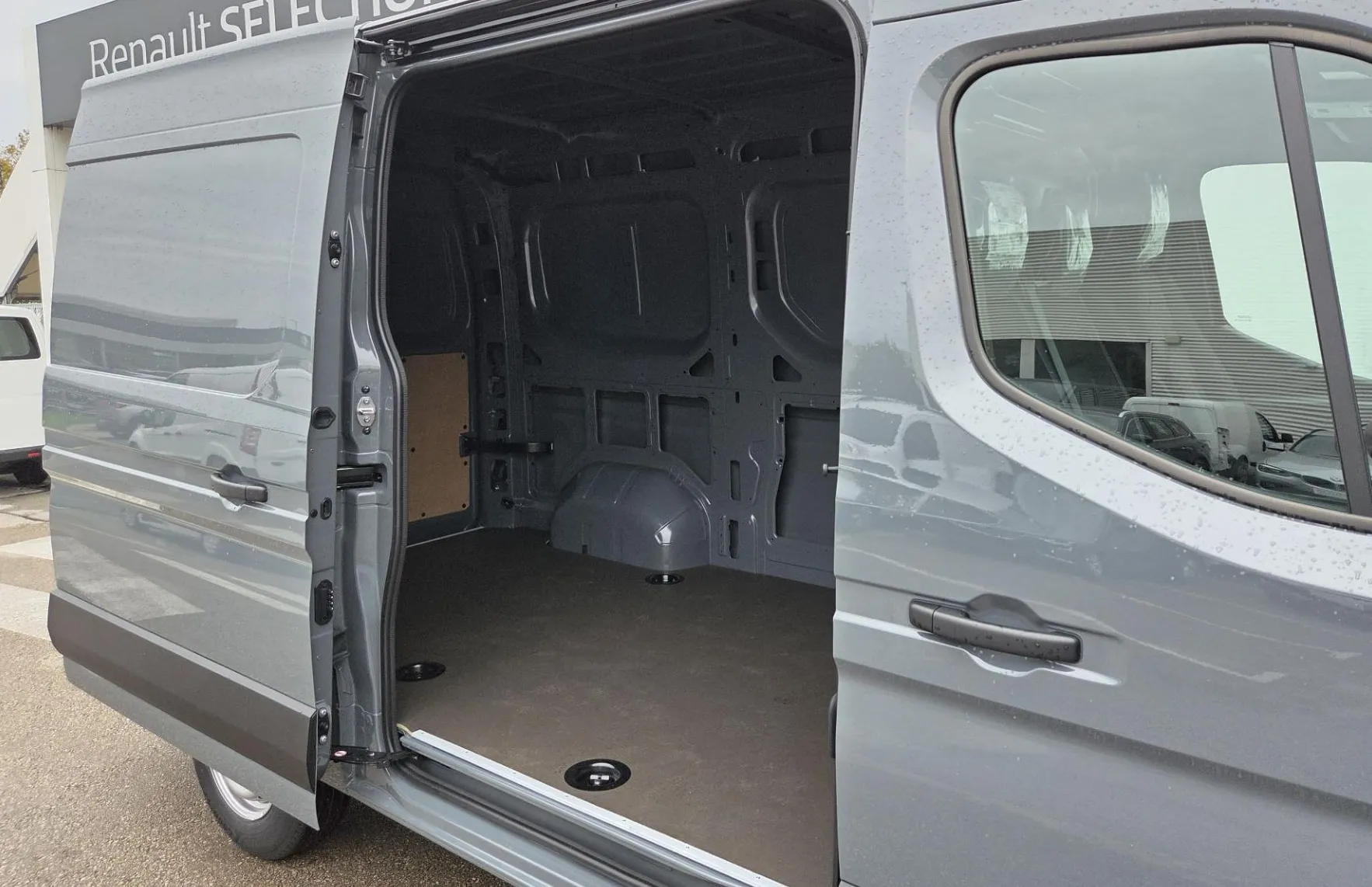 Zunanja slika - Renault Master - L3H2P2 150 dCi - 10