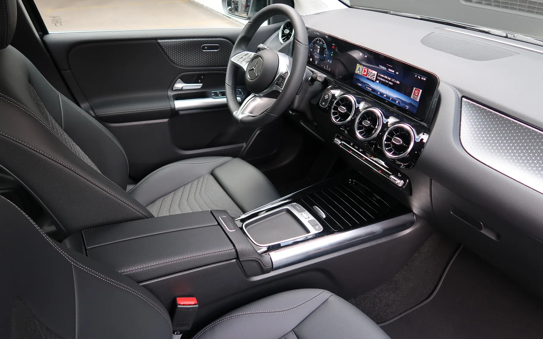 Zunanja slika - Mercedes-Benz B-Razred - B 180 DCT - 8