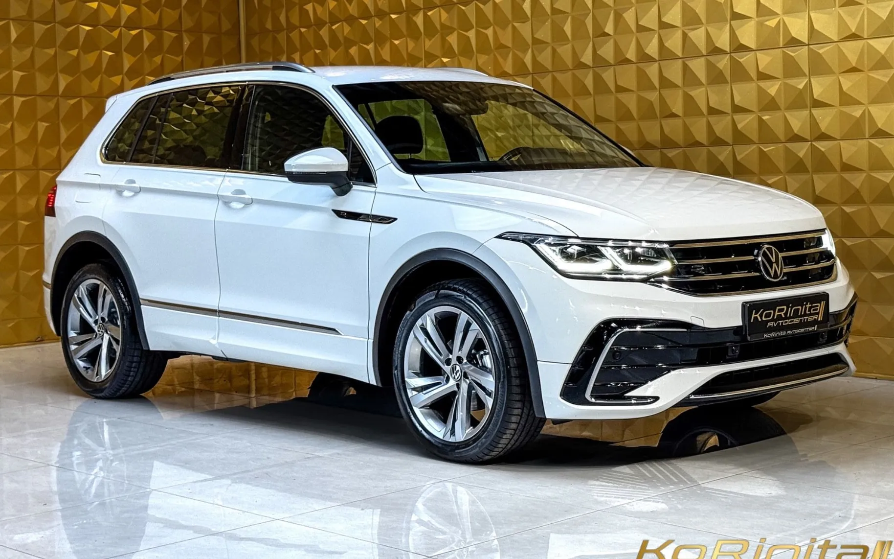 Zunanja slika - Volkswagen Tiguan - 2.0 TDI 4MOT-R Line-iQ LED-HEADUP-VIRTUAL-KEYLESS - 1