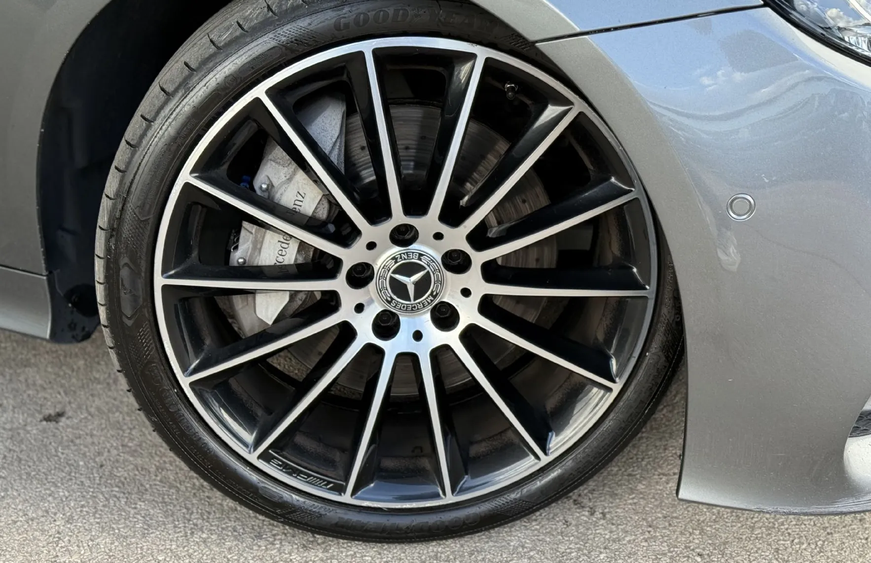 Zunanja slika - Mercedes-Benz E-Razred - E Coupe 300 AMG Line - 11