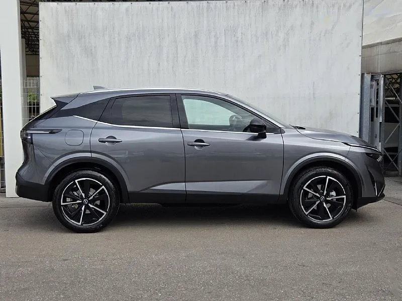 Zunanja slika - Nissan Qashqai - Tekna 1.3 DIG-T 158 X-Tronic+paket COLD - 4