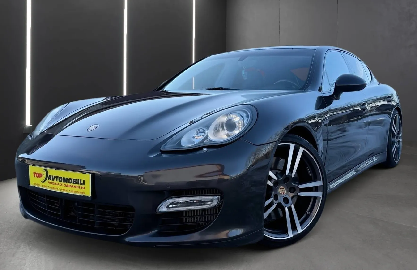 Zunanja slika - Porsche Panamera - TURBO RADAR XENON KAMERA MEMORY ZRAČNO - 1