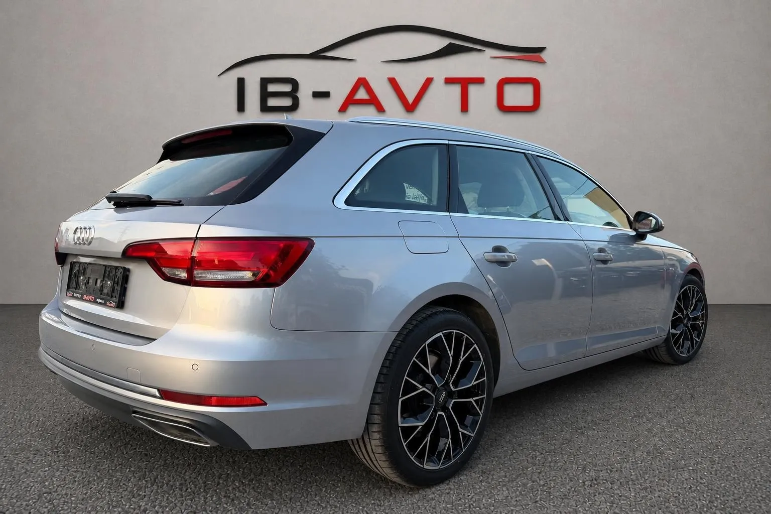 Zunanja slika - Audi A4 Avant - 35 TDI Sport S tronic - 5