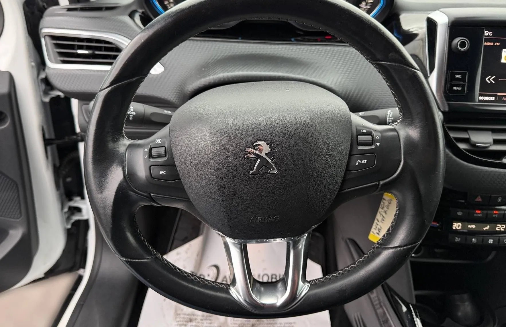 Zunanja slika - Peugeot 2008 - 1.2 PureTech SLOVENSKI 1.LASTNIK BI-XENON NAVI P - 19
