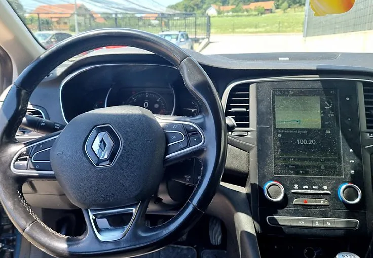 Zunanja slika - Renault Mégane - Megane Grandtour dCi 110 Energy S S Bose - 10