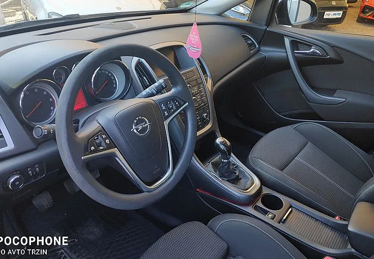 Zunanja slika - Opel Astra - Sports Tourer 1.6 CDTI-ALU-KLIMA-VELIKI SERVIS - 6
