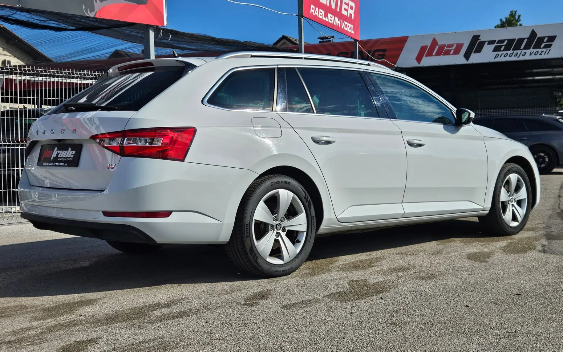 Zunanja slika - Škoda Superb - Combi iV 1.4 TSI Ambition DSG - 3