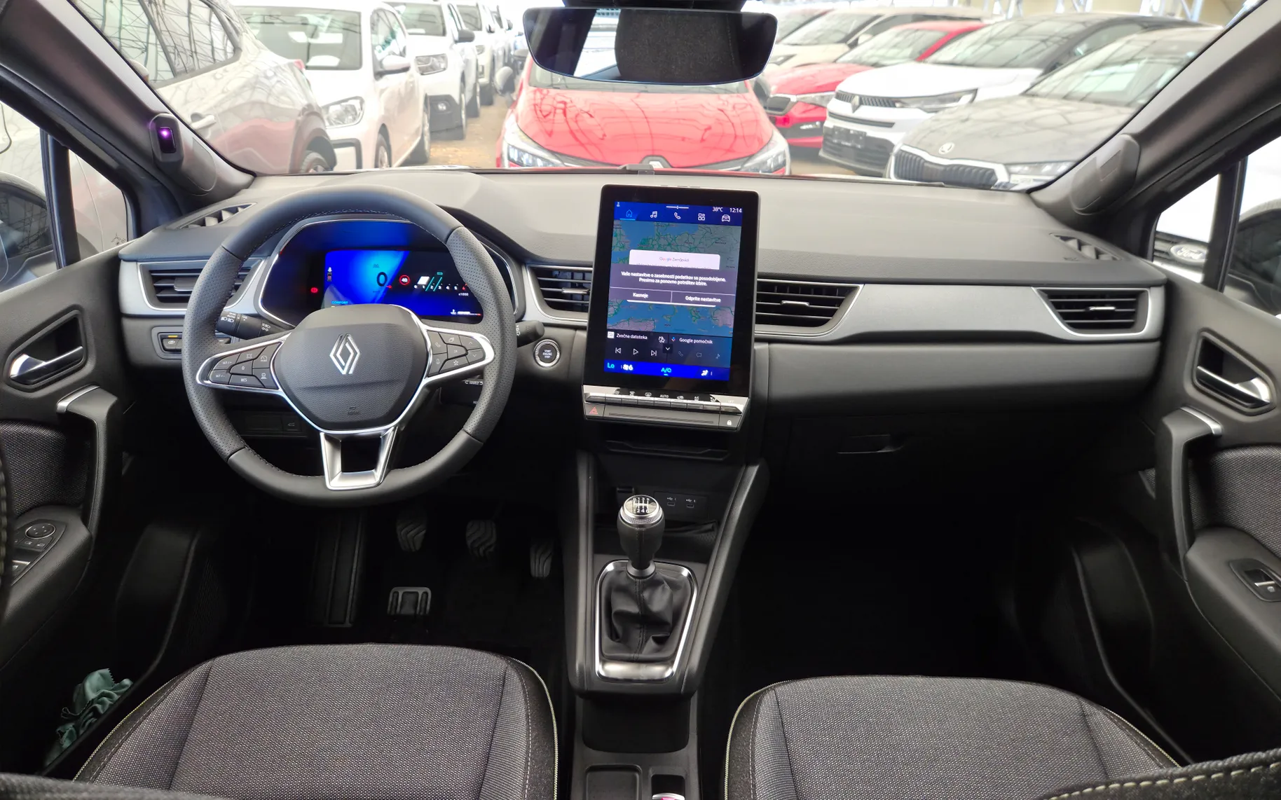 Zunanja slika - Renault Captur - Techno TCe 140 + Zimske gume+Servis - 17
