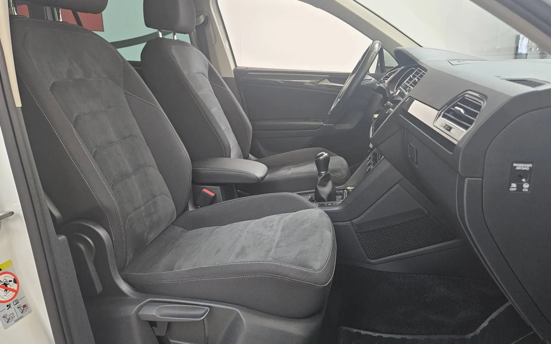 Notranja slika - Volkswagen Tiguan - 2.0 TDI BMT Highline - 10