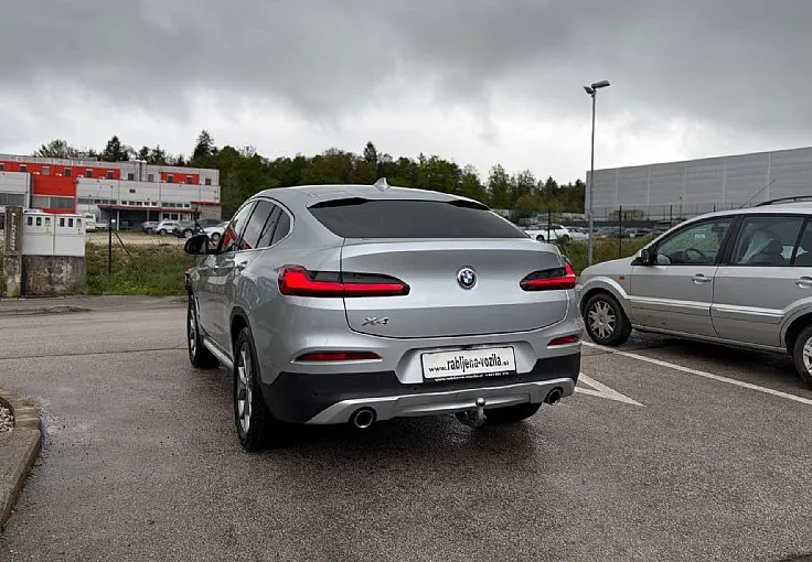 Zunanja slika - BMW X4 - serija :  xDrive20i xLine Avt. H K EL. KLJUKA MEMORY - 6