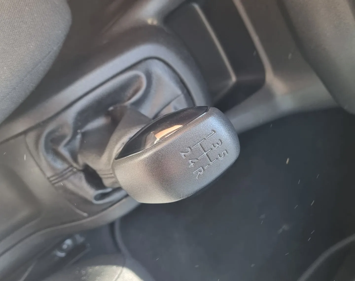 Zunanja slika - Citroën C4 - Cactus 1.6 HDi - SLOVENSKO POREKLO - POTRJENA SERVISNA - 15