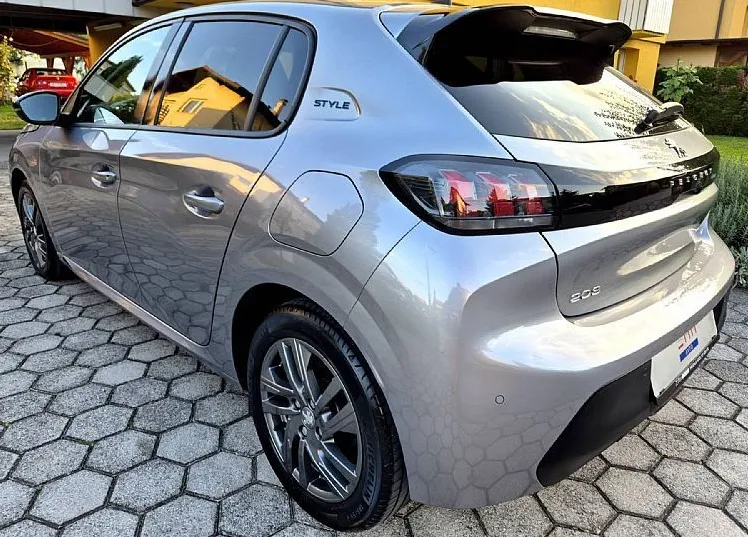Zunanja slika - Peugeot 208 - 1.2 PURETECH 100 ALLURE EAT8 1.LETNO JAMSTVO - 4