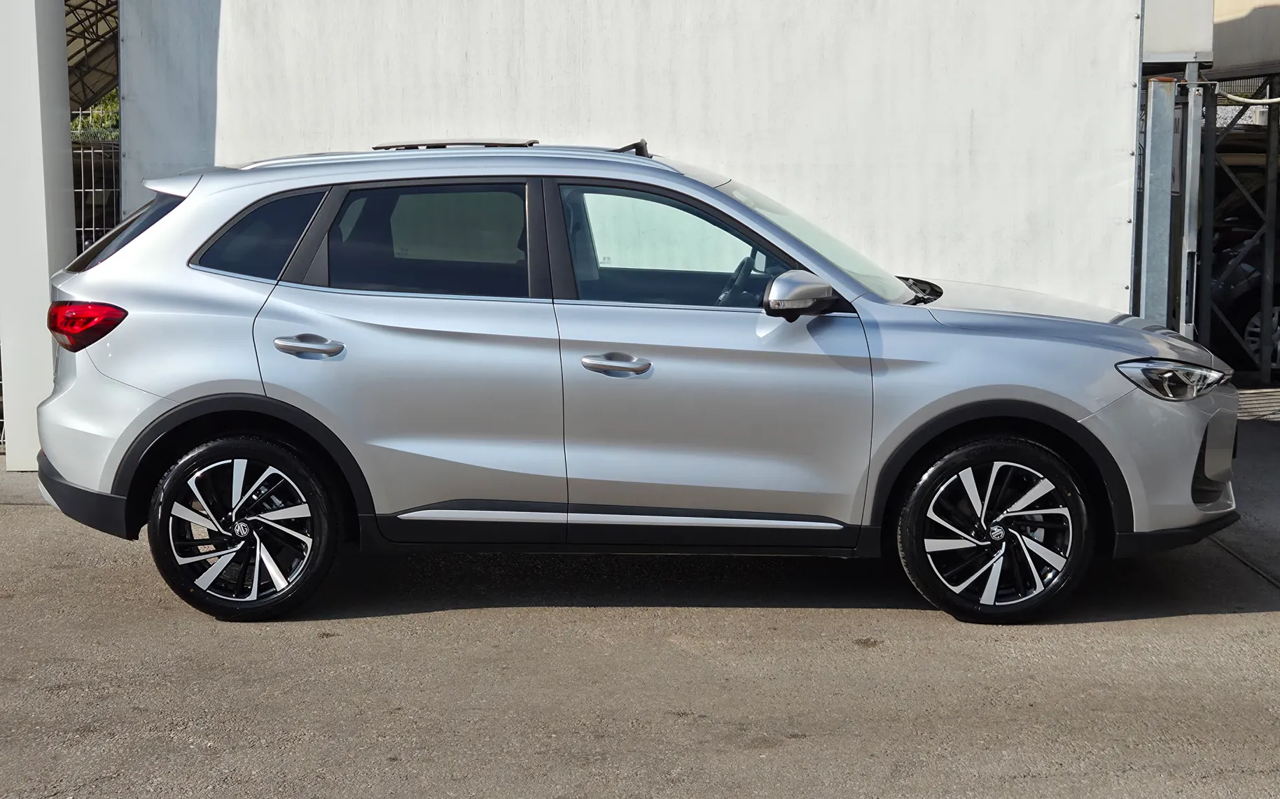 Zunanja slika - MG MG ZS - 1.5 Hybrid+Luxury+Panorama+7 let garancije - 6