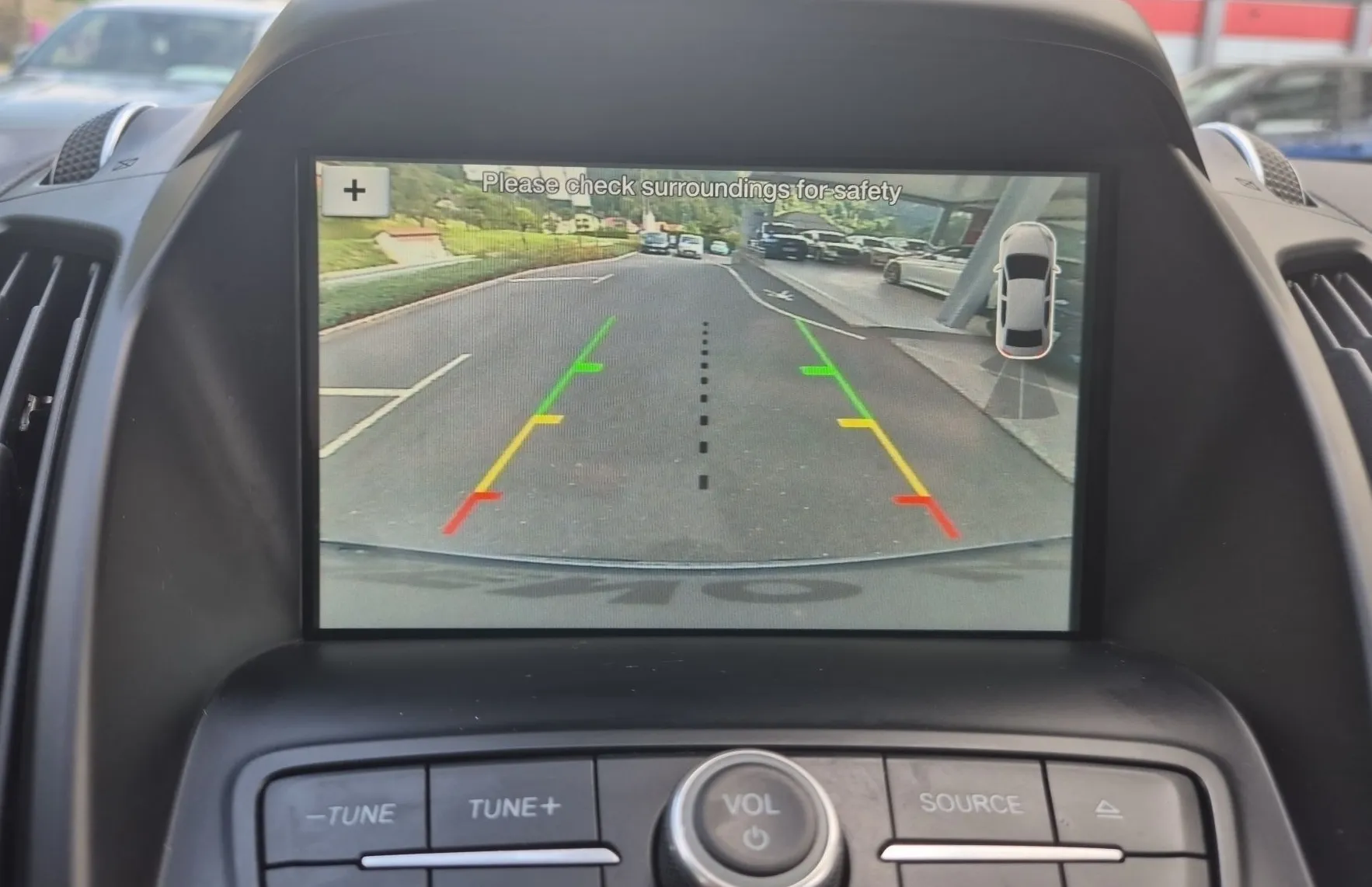 Zunanja slika - Ford Kuga - STYLE 1.5 TDCi 120PS-SLO-1.LASTNIK-KAMERA - 19