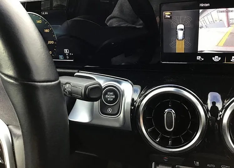 Zunanja slika - Mercedes-Benz GLB-Razred - GLB 180 d URBAN PAKET-NOČNI PAKET-KAMERA-NAVI - 14