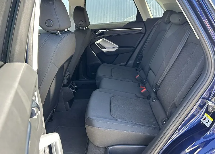 Zunanja slika - Audi Q3 - 45 TFSI e S tronic ACC-MATRIX-PDC-1LASTNIK-GW PLUS - 11