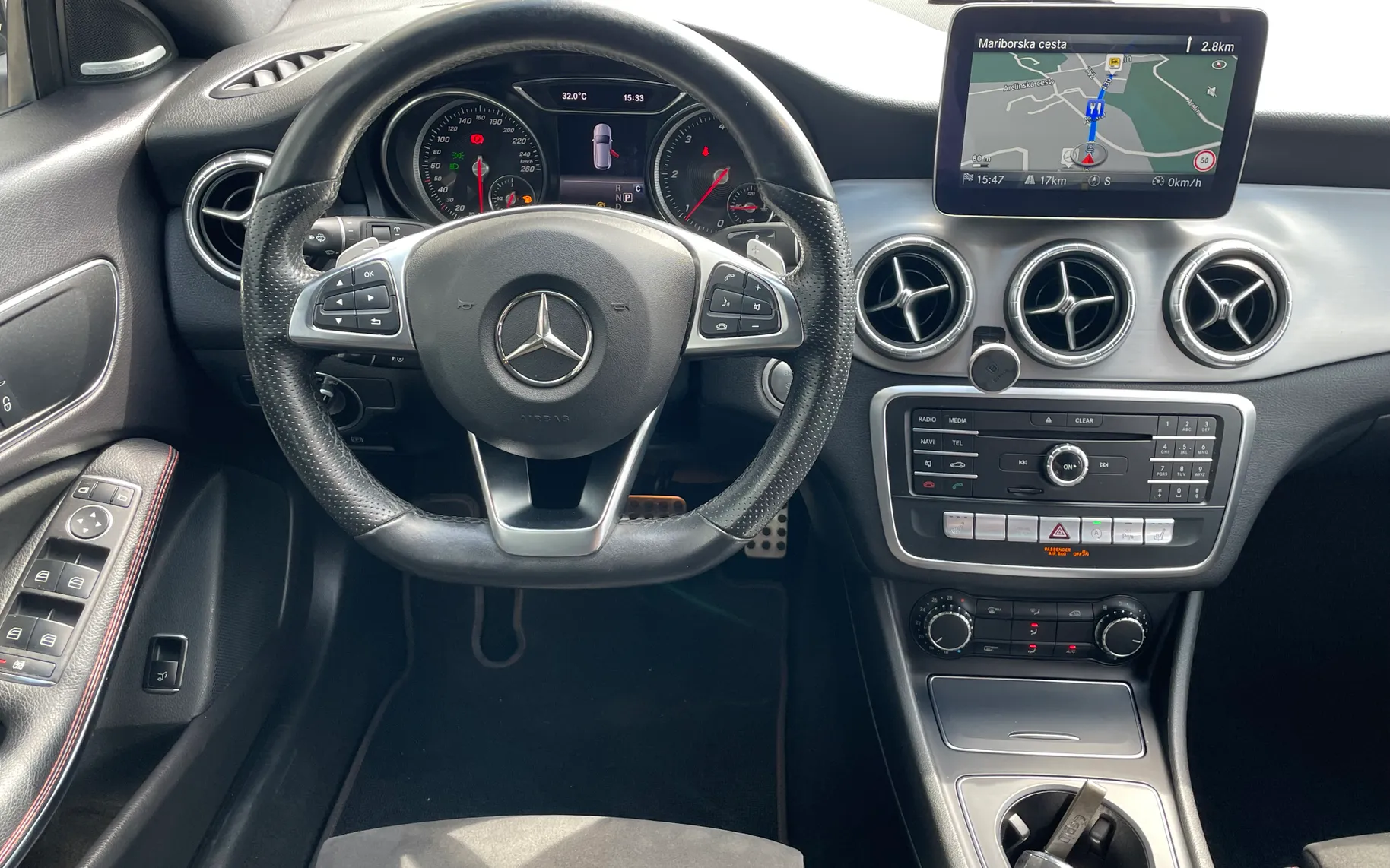 Zunanja slika - Mercedes-Benz CLA Shooting Brake - 220d-AUT-AMG-LINE-LED-NAVI-NIGHT-PACK-TOP - 10
