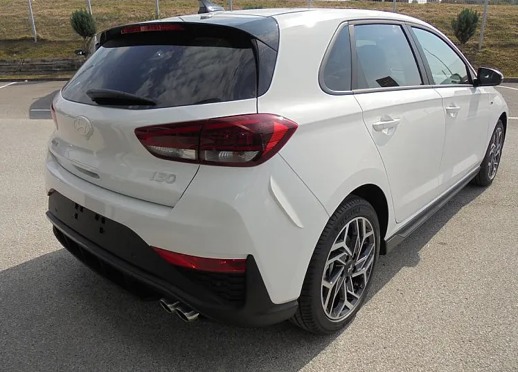Zunanja slika - Hyundai i30 - 1.5 MPI 96 PREMIUM°N-LINE°WINTER°RG°° - 3