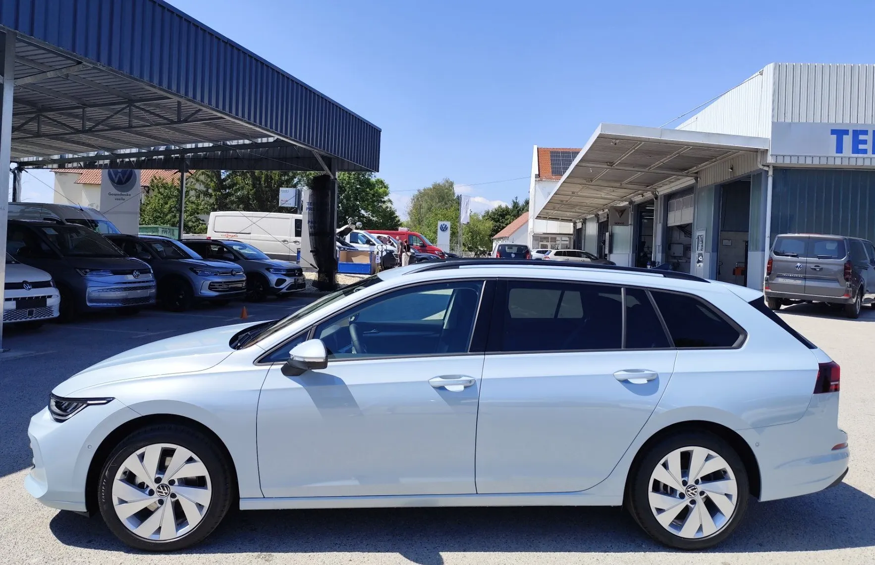 Zunanja slika - Volkswagen Golf - Variant 1.5 TSI 4All - 4