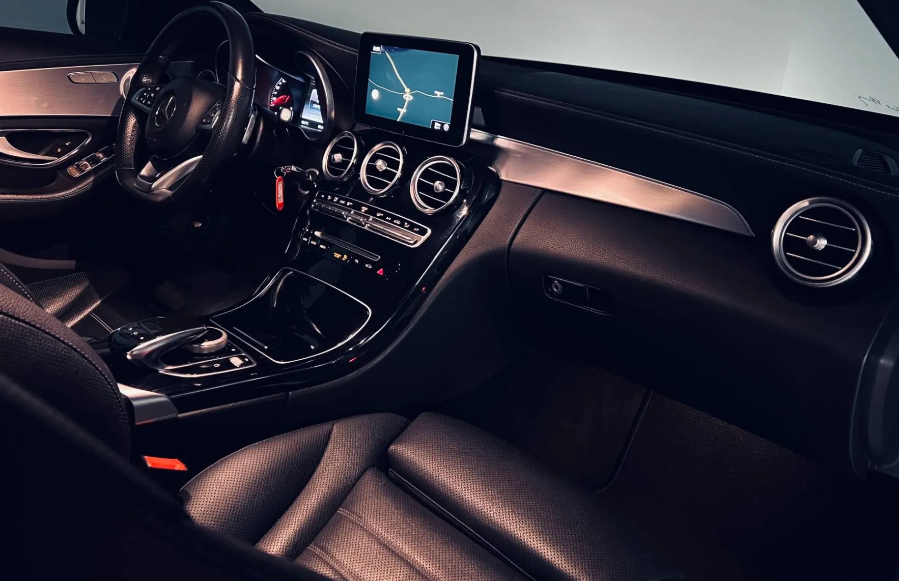 Zunanja slika - Mercedes-Benz C-Razred - C 220 d AMG LINE - KAMERA-LED-NAVI-GRETJE HLAJEN.. - 11