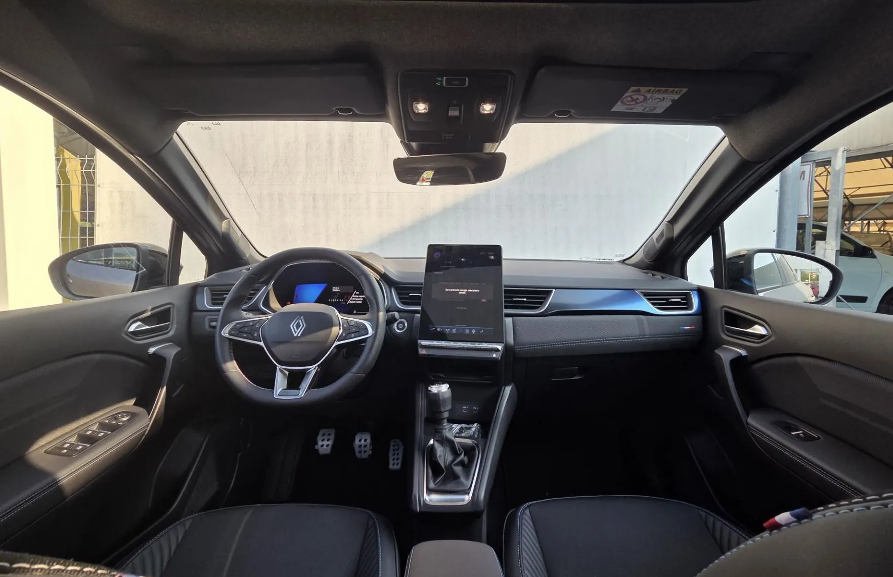 Zunanja slika - Renault Symbioz - Esprit Alpine TCe140 +Varnost+Parkiranje+Panorama - 12