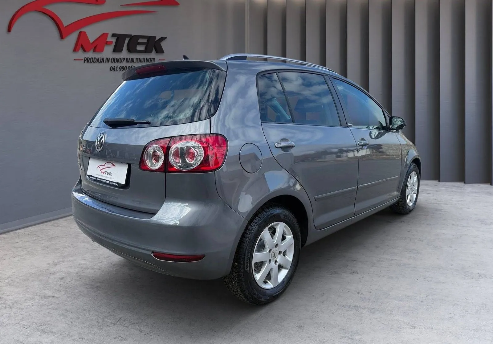 Zunanja slika - Volkswagen Golf Plus - 1.6 TDI DPF Comfortline 77  105 ... - 5
