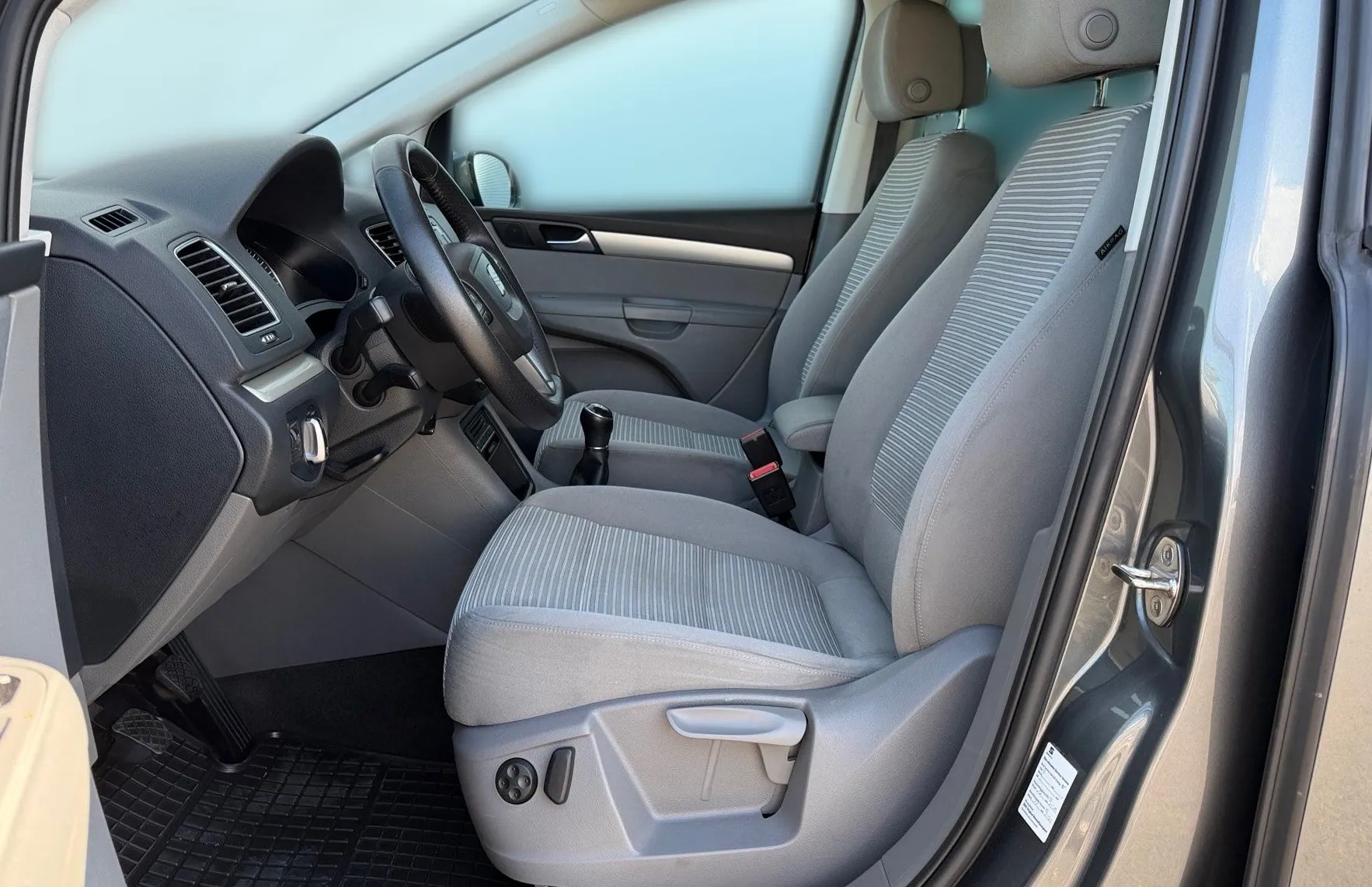 Zunanja slika - Seat Alhambra - 2.0 TDI CR Style Start Stop-7Sedežev-Bixsenon..... - 7