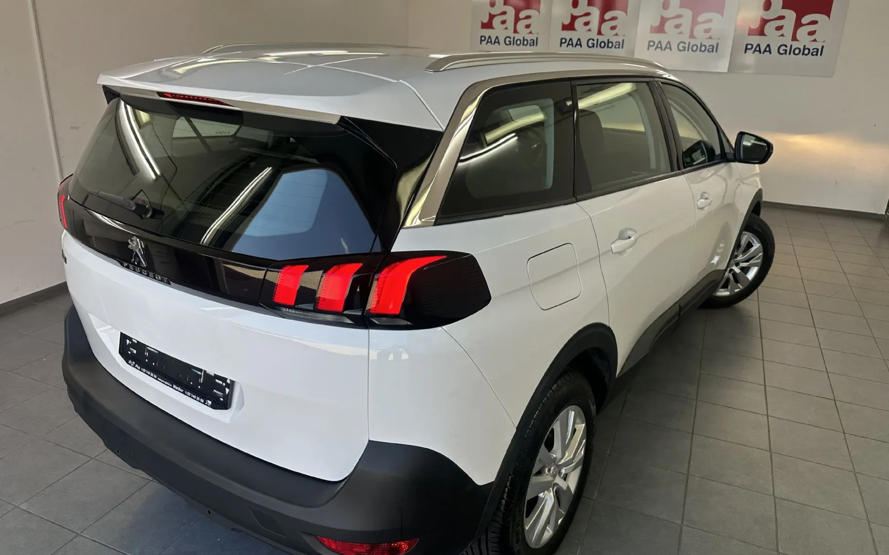 Zunanja slika - Peugeot 5008 - 1.5 BLUE HDI 130 BUSINESS.NAVI.ALU.. - 3