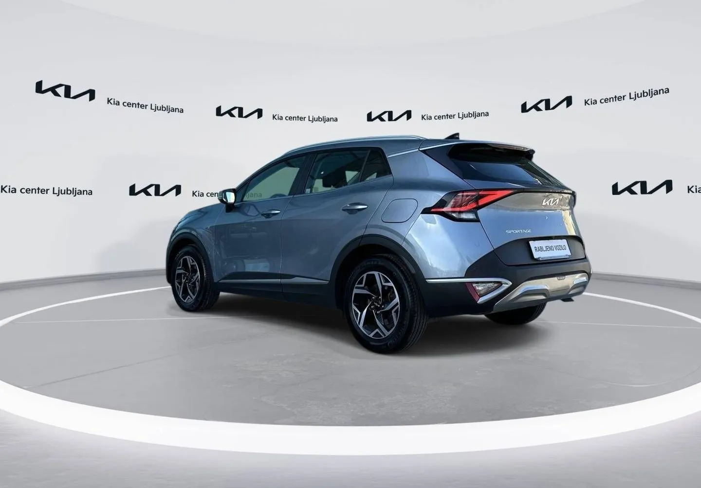 Notranja slika - KIA Sportage - 1.6 T-GDI MHEV LX Fresh DCT - 7