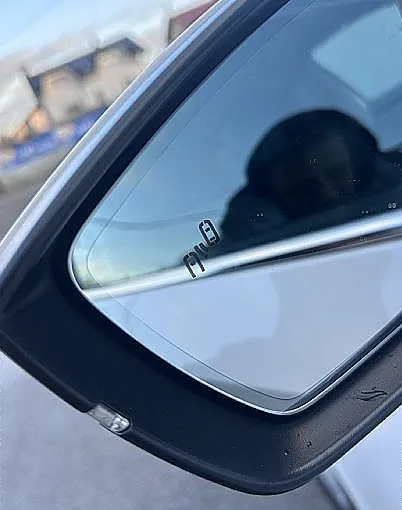 Zunanja slika - Škoda Superb - 2.0 TDI-RADAR-TEMPOMAT-MEMORY-MRTVI KOTI-AMBIENT - 12