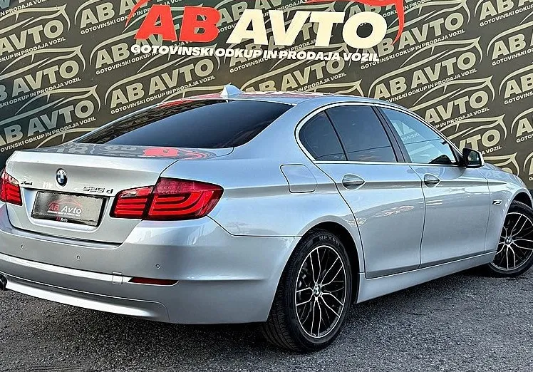 Zunanja slika - BMW Serija 5 - : 525d xDrive Avt+LIMO+4X4+SERVISNA+BIXENON+USNJE - 5