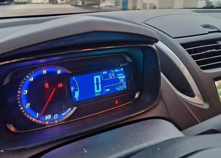 Zunanja slika - Chevrolet Trax - 1.7 DIESEL 1.LAST. SLO SAMO 143.000km KAMERA - 8