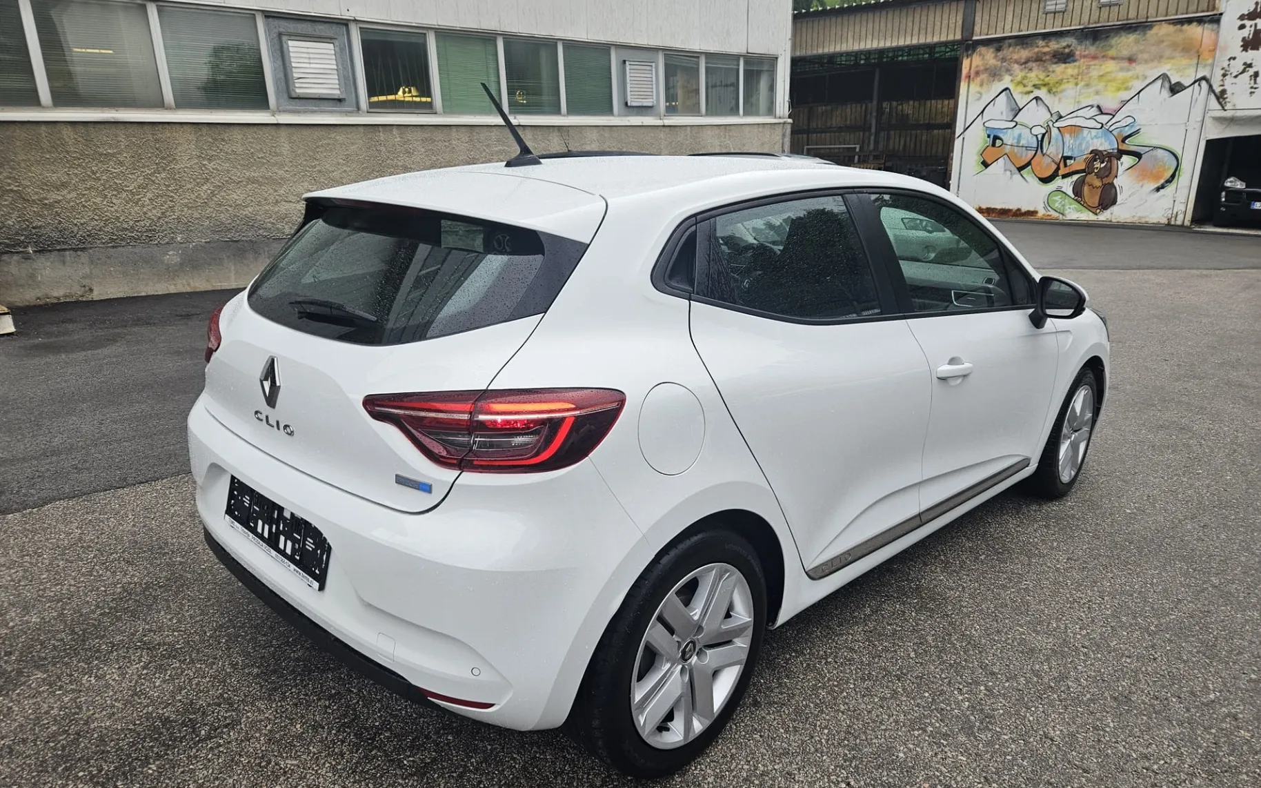 Zunanja slika - Renault Clio - 1.6 E-TECH HYBRID - Business - 5