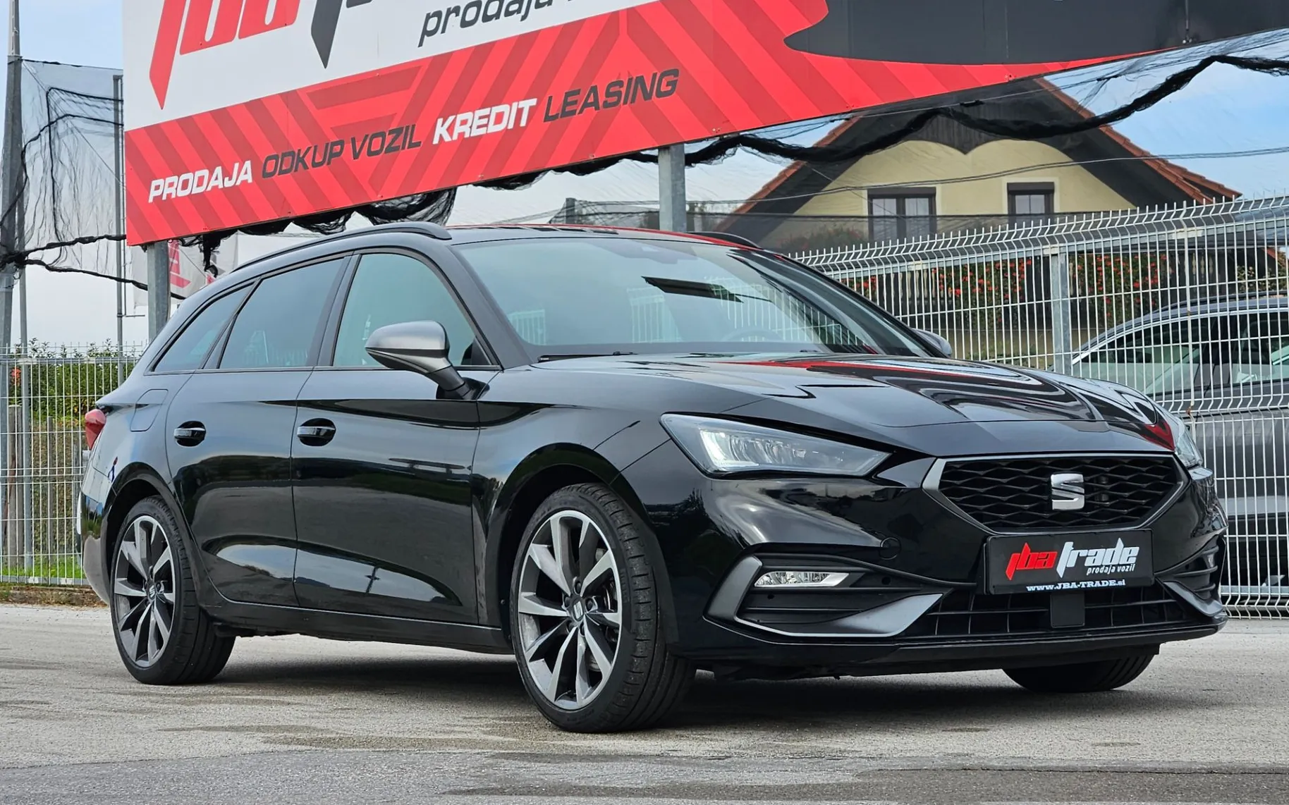 Zunanja slika - Seat Leon - ST 2.0 TDI FR DSG, KAMERA,ASISTENCE - 1