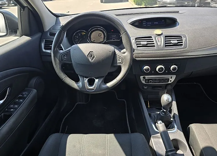 Zunanja slika - Renault Mégane - Megane Expression dCi 110 Energy - 11