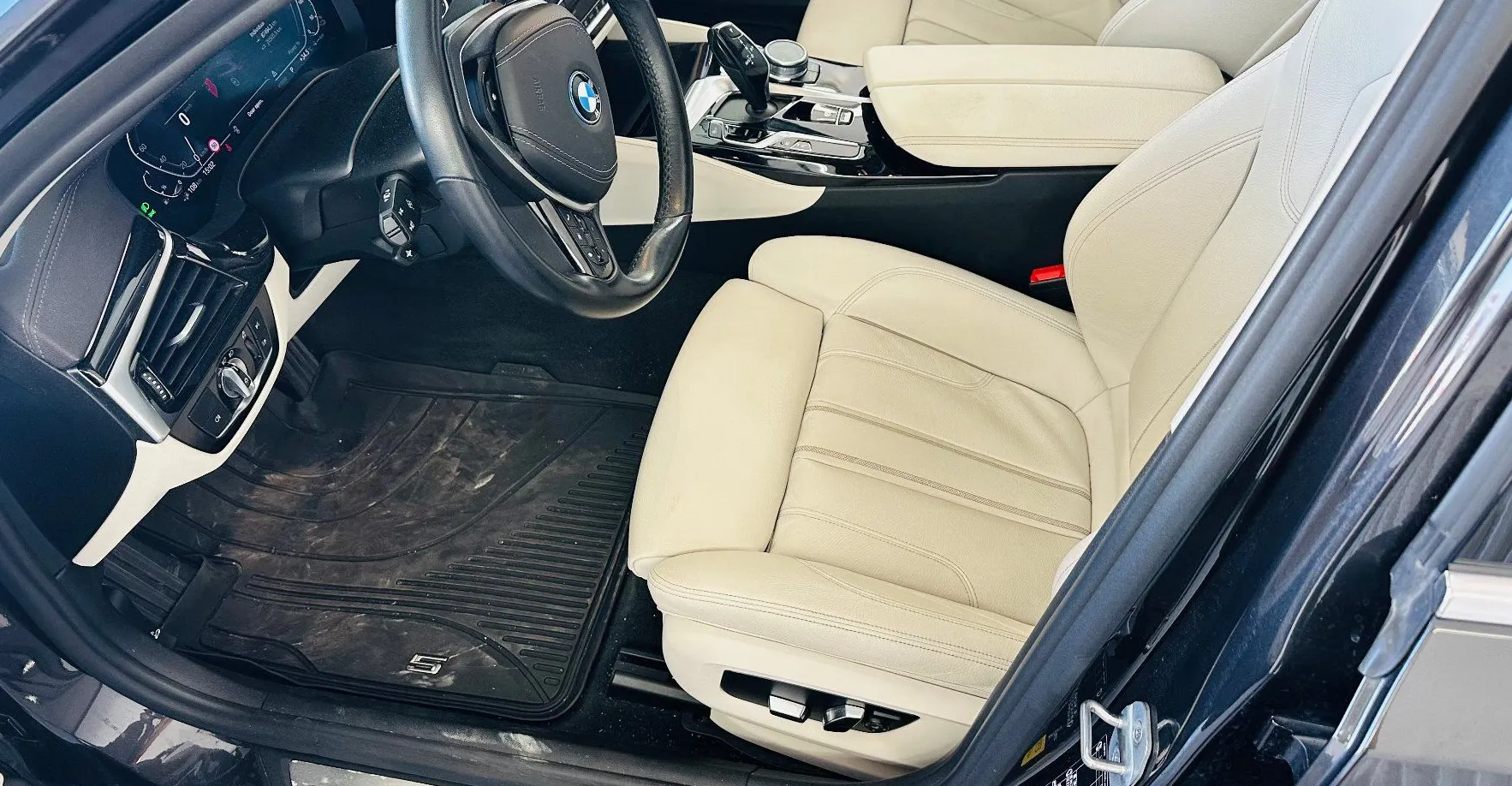 Zunanja slika - BMW Serija 5 - Touring: 530e xDrive Touring Avt.KAMERA.LED.USNJE.NAVI.T - 8