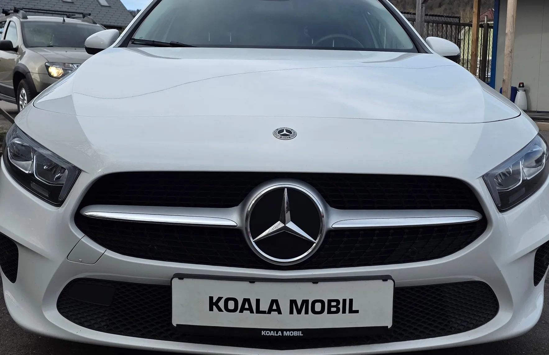 Zunanja slika - Mercedes-Benz A-Razred - A 180D LED-VIRTUAL-NAVI-ALU PLATIŠČA-1.LASTNIK - 2