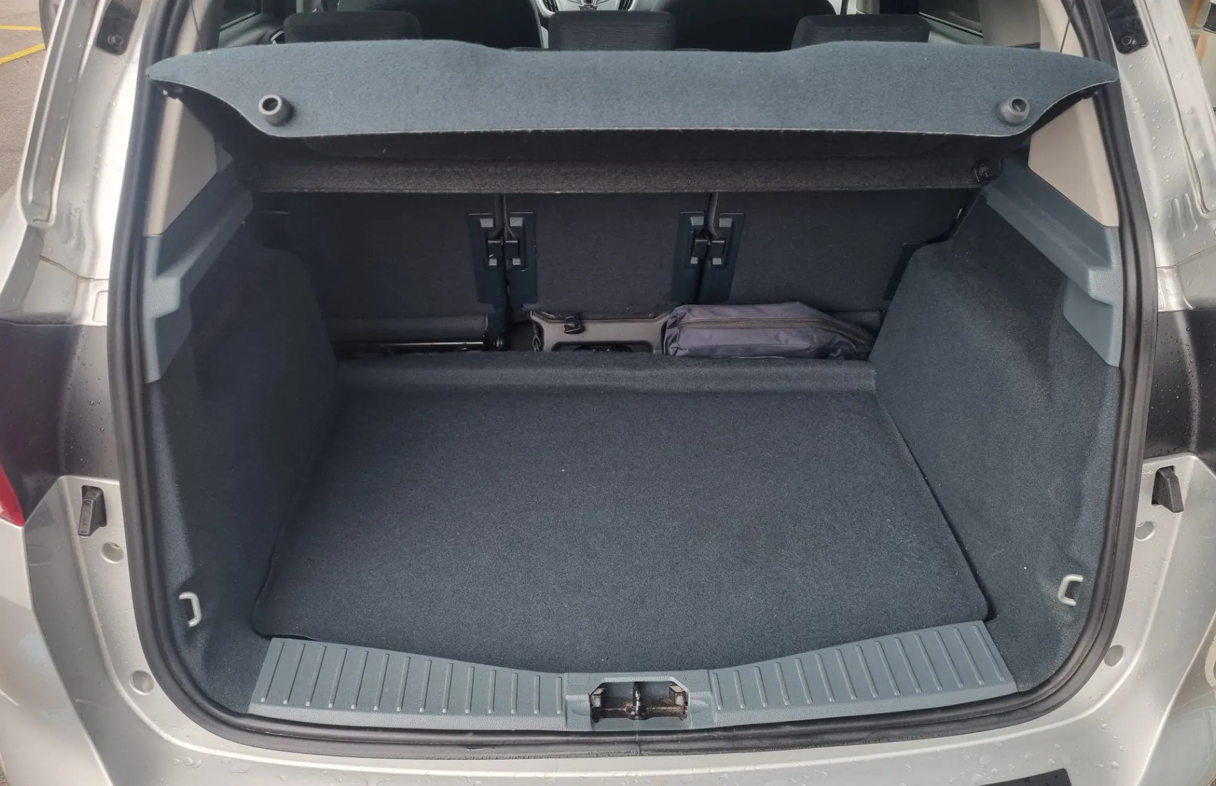Zunanja slika - Ford C-MAX - 1.6 BENCIN - SLOVENSKO POREKLO - SAMO 92.488km - 13