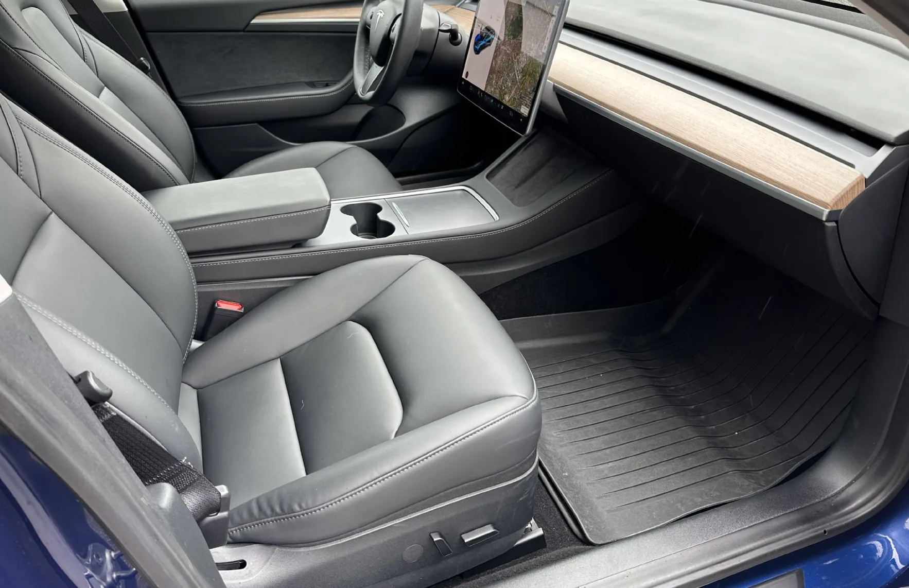 Zunanja slika - Tesla Model 3 - Long Range AWD  Avtopilot Slovensko vozilo - 11