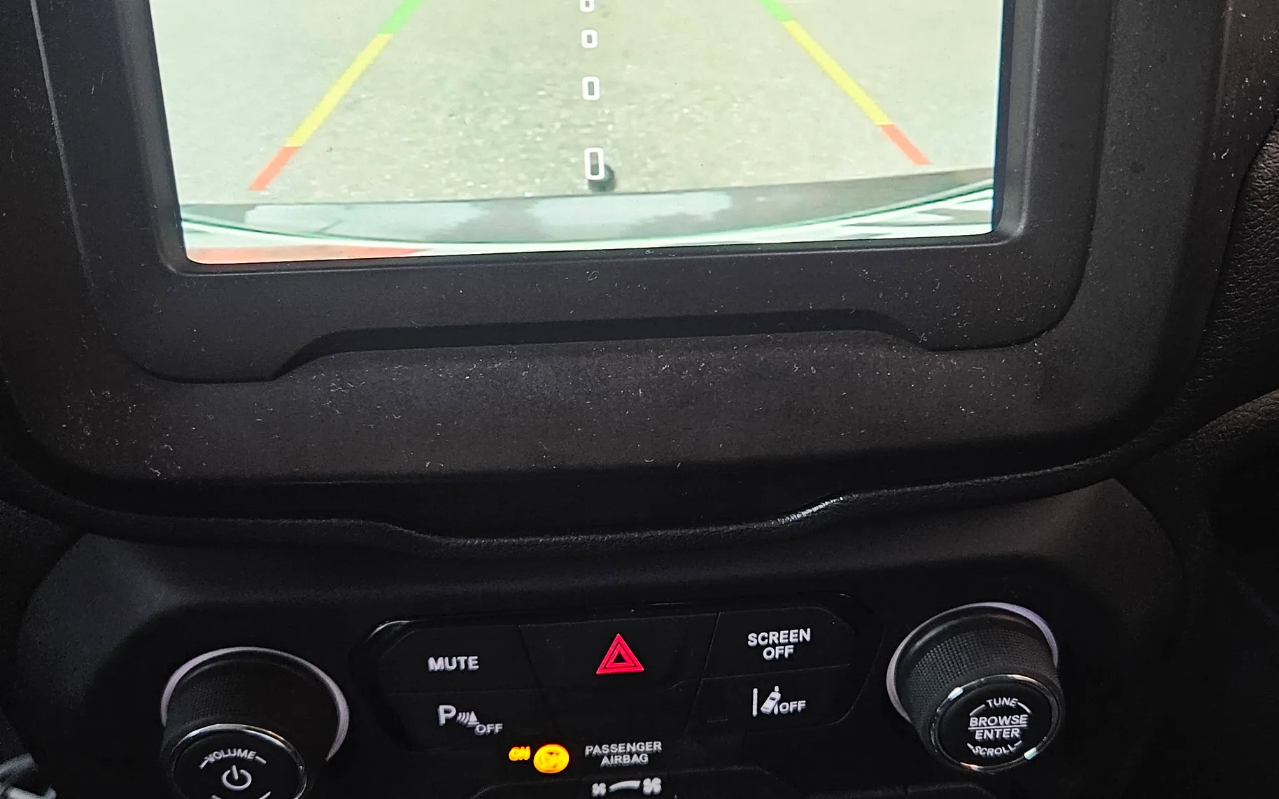 Notranja slika - Jeep Renegade - 1,6 MultiJet Limited - 9