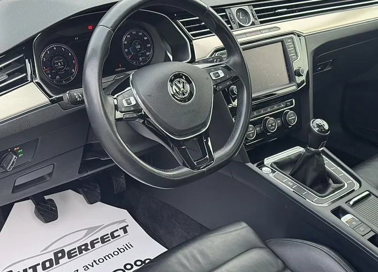 Zunanja slika - VW Passat - 1.4 TSI HIGHLINE|KAM|USNJE|ACC|PANO|GR.SED|NAVI - 12