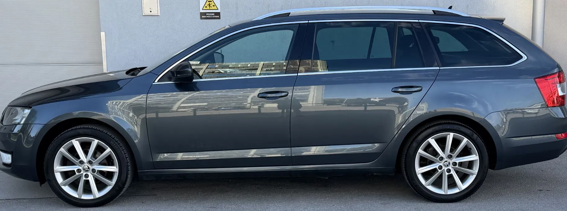 Zunanja slika - Škoda Octavia - Combi 1,6 TDI Easy - 2