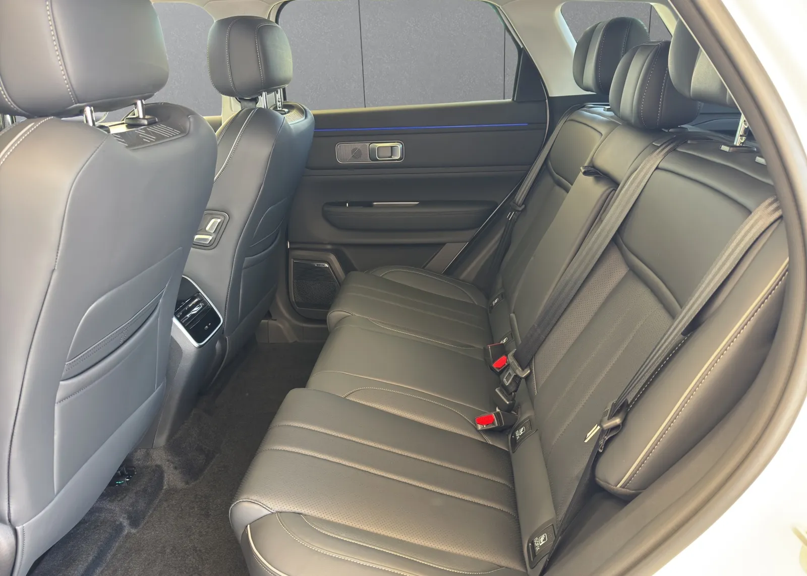 Zunanja slika - Jaecoo 7 SHS - URBAN 1.6 TGDI SHS-H + RADAR + BLIS + KAMERA + DAB - 7
