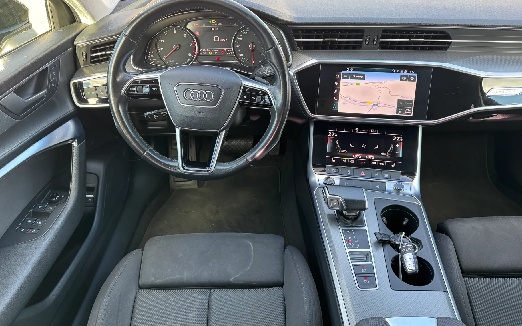 Notranja slika - Audi A6 - 45 TFSI S tronic - 5