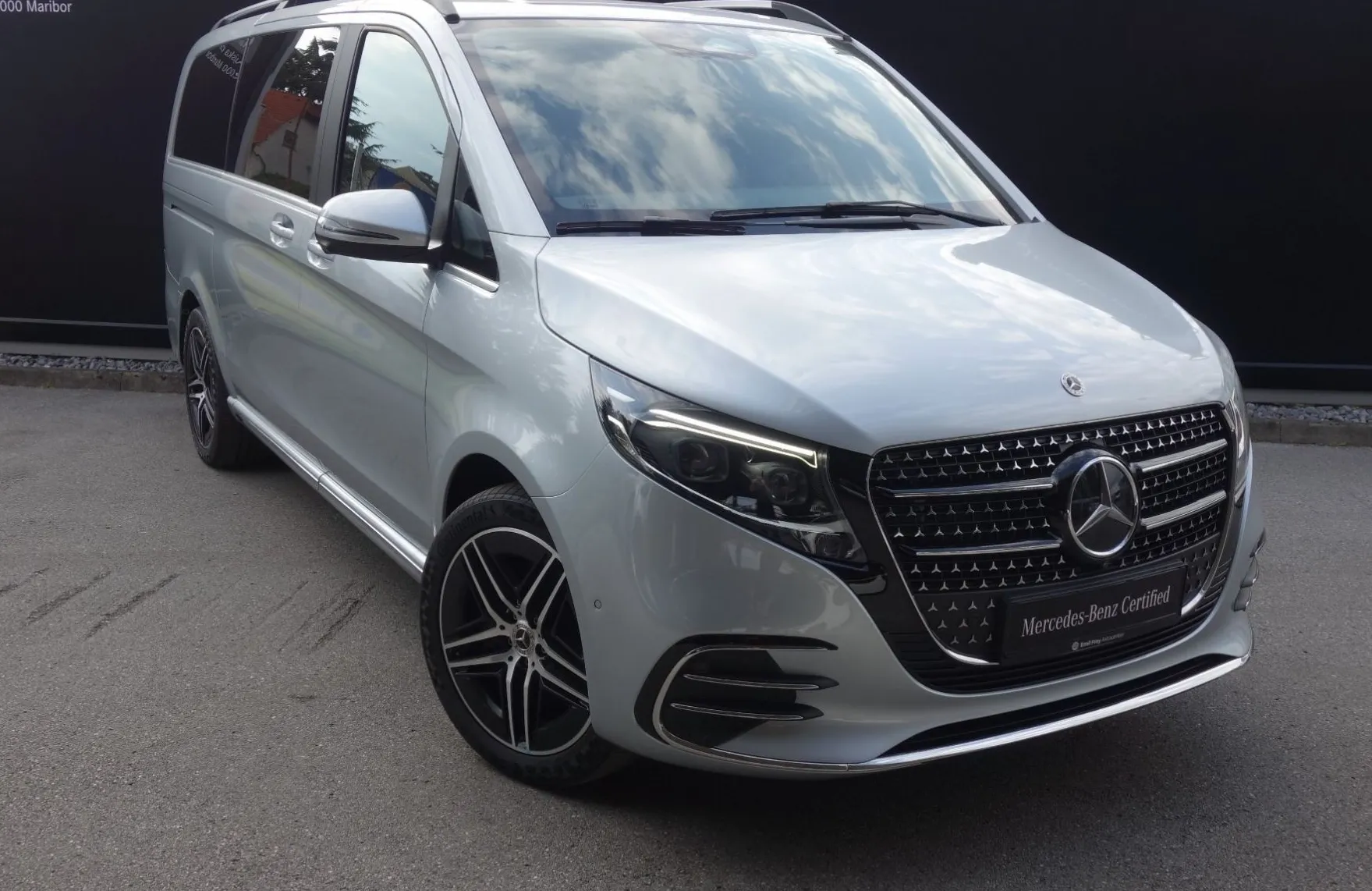 Zunanja slika - Mercedes-Benz V-Razred - V 300 d 4MATIC Style dolgi Avt. - 1