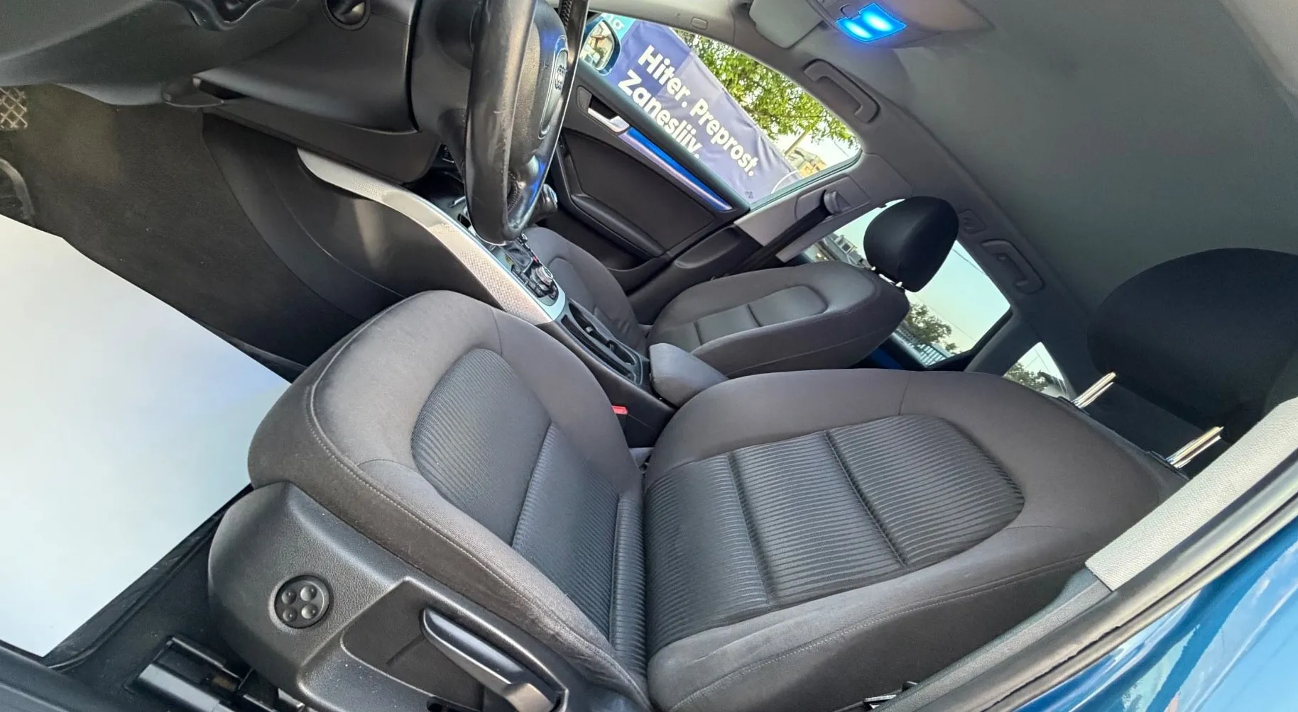 Notranja slika - Audi A4 Avant - 2.0 TDI DPF - 9